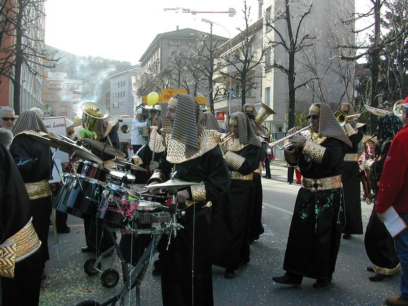chiasso_corteo_nebiopoli_08 (049).jpg